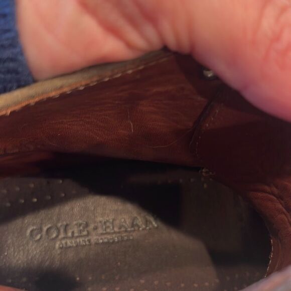 Cole Hann boys boots, size 5 1/2 excellent condition worn once. Leather. - Picture 8 of 8